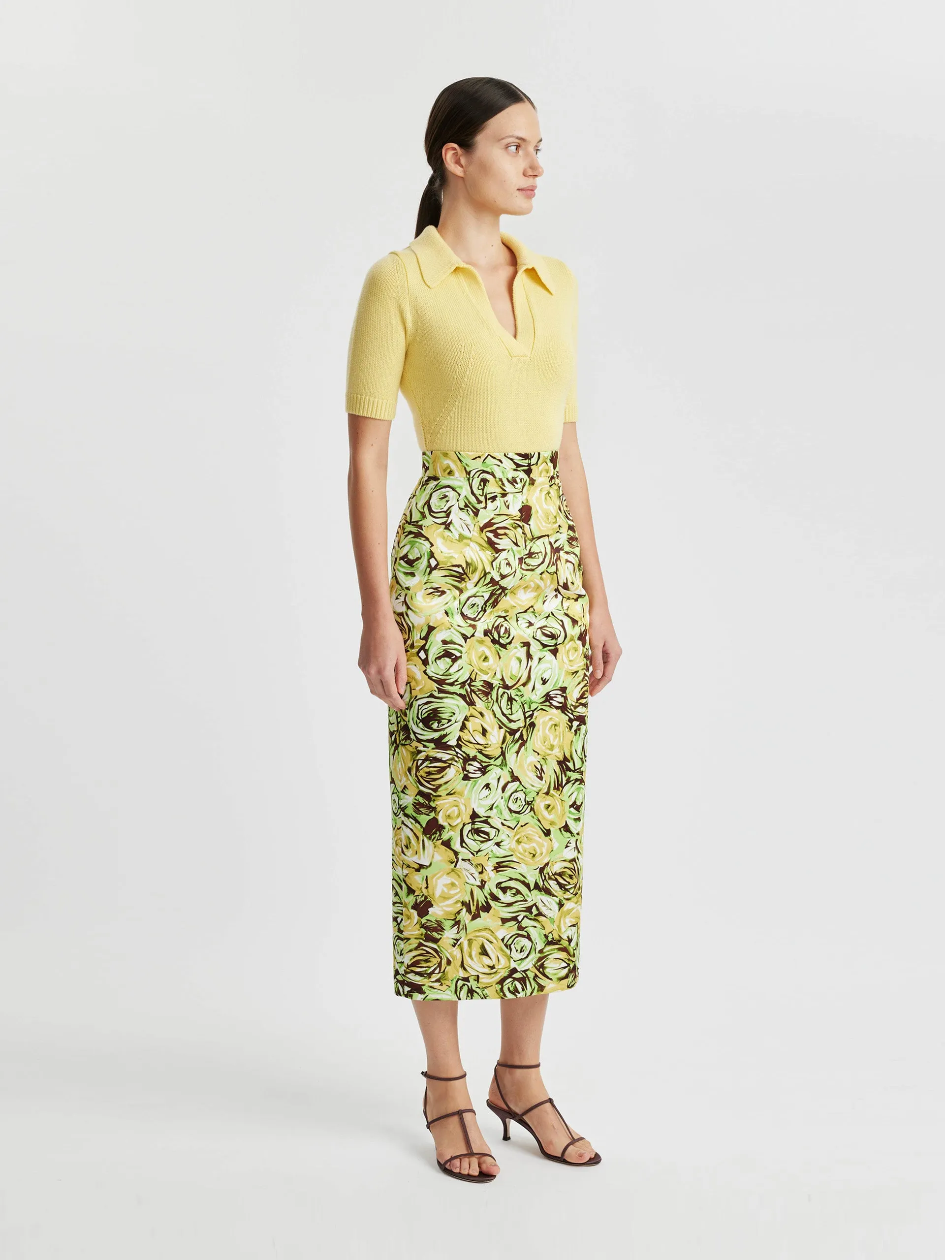 Lorelei skirt in abstract roses green & lemon twill