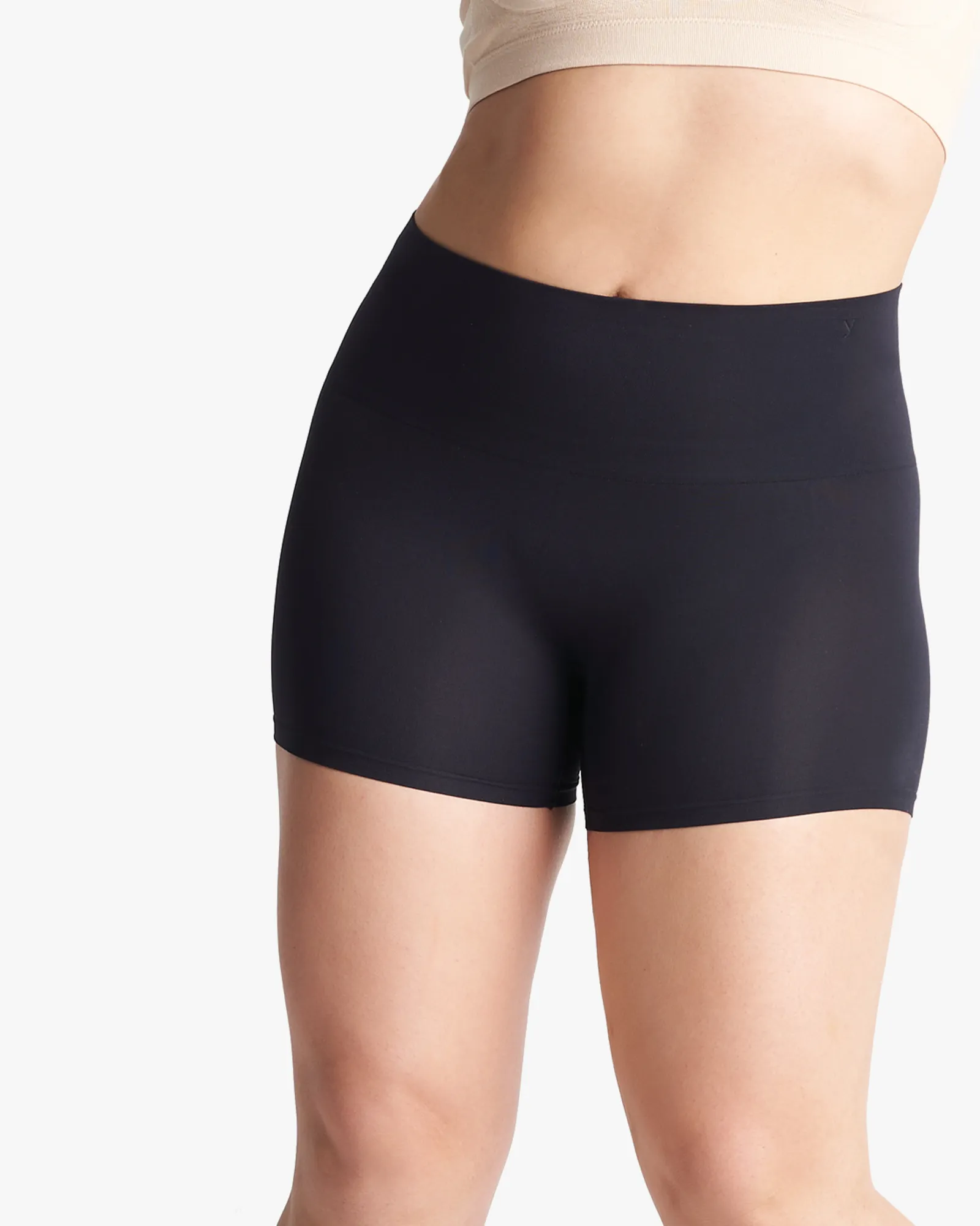 Seamless Short | Black