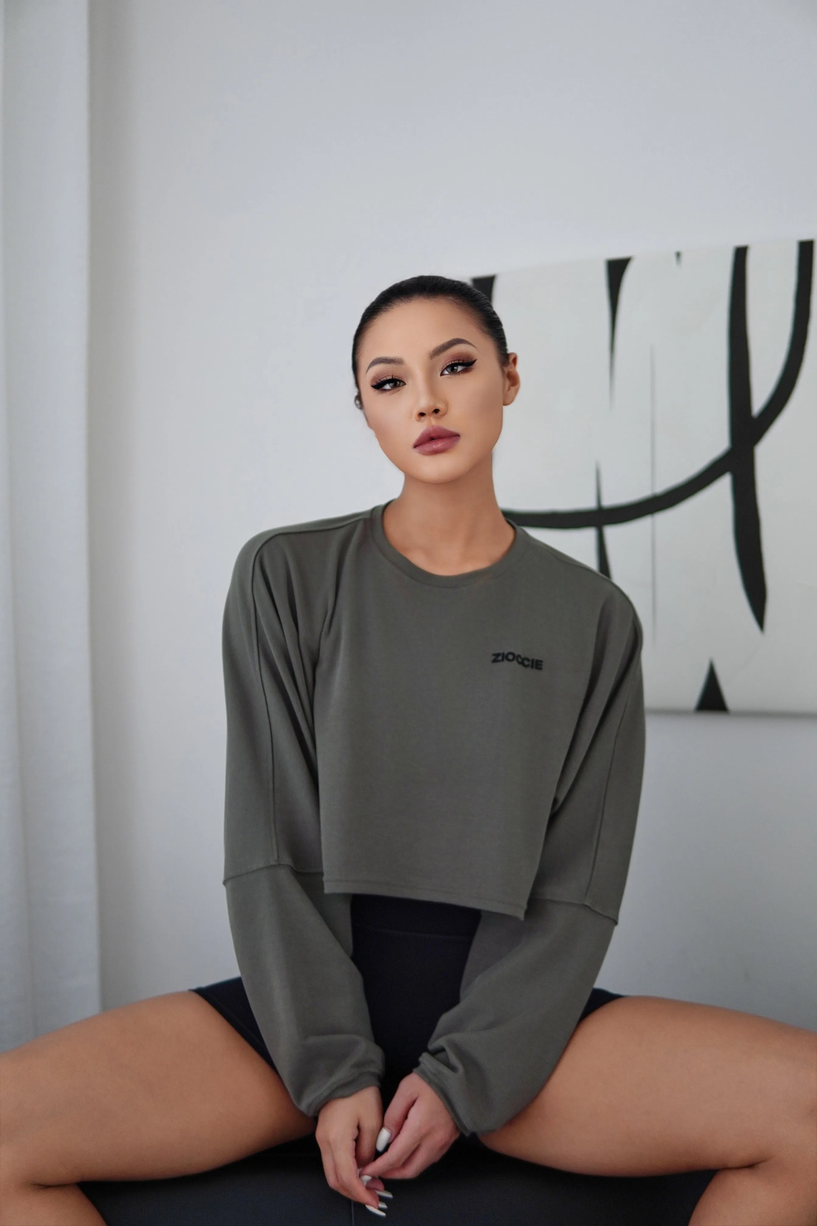 Slouchy Long Sleeve Crop Tops