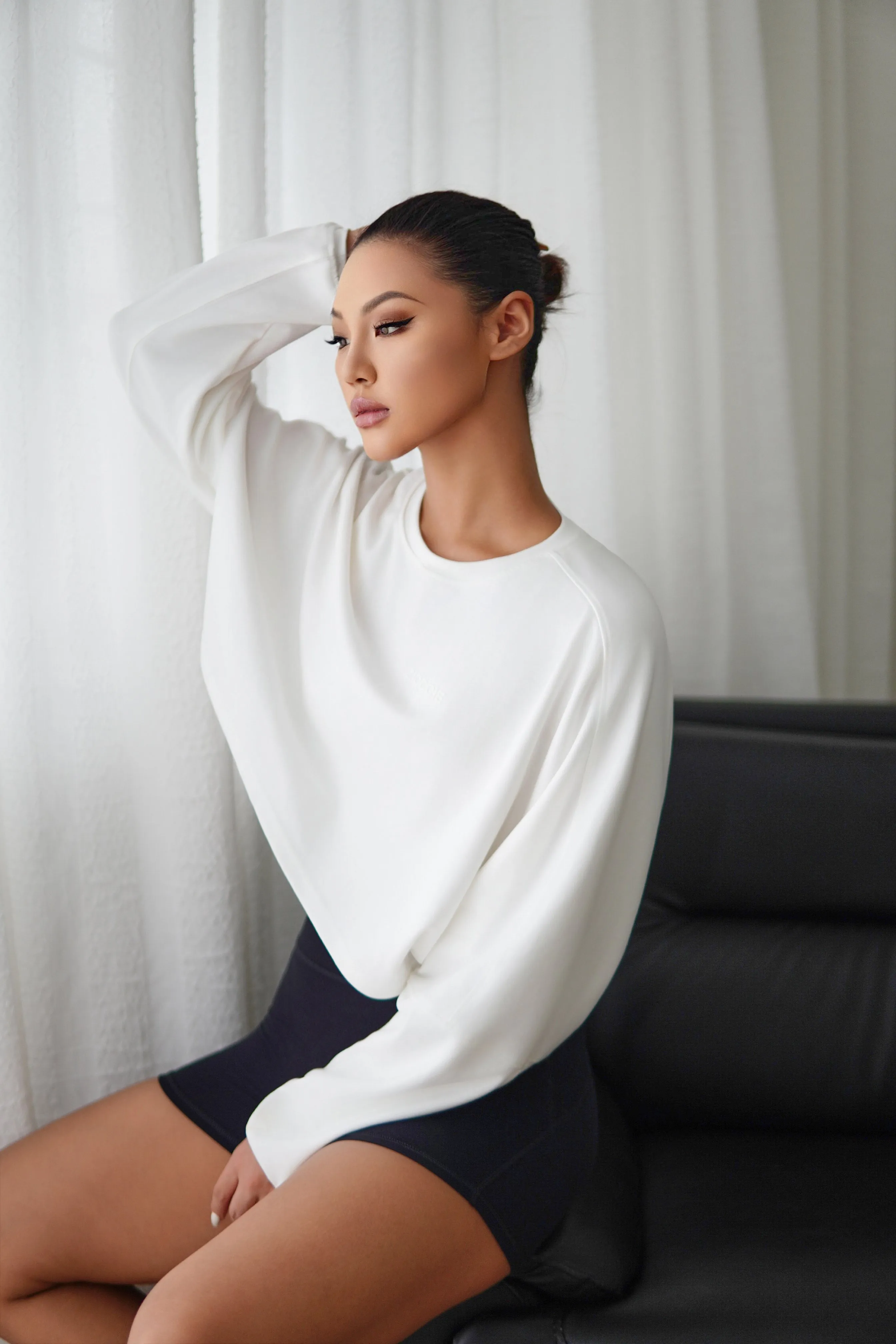 Slouchy Long Sleeve Crop Tops
