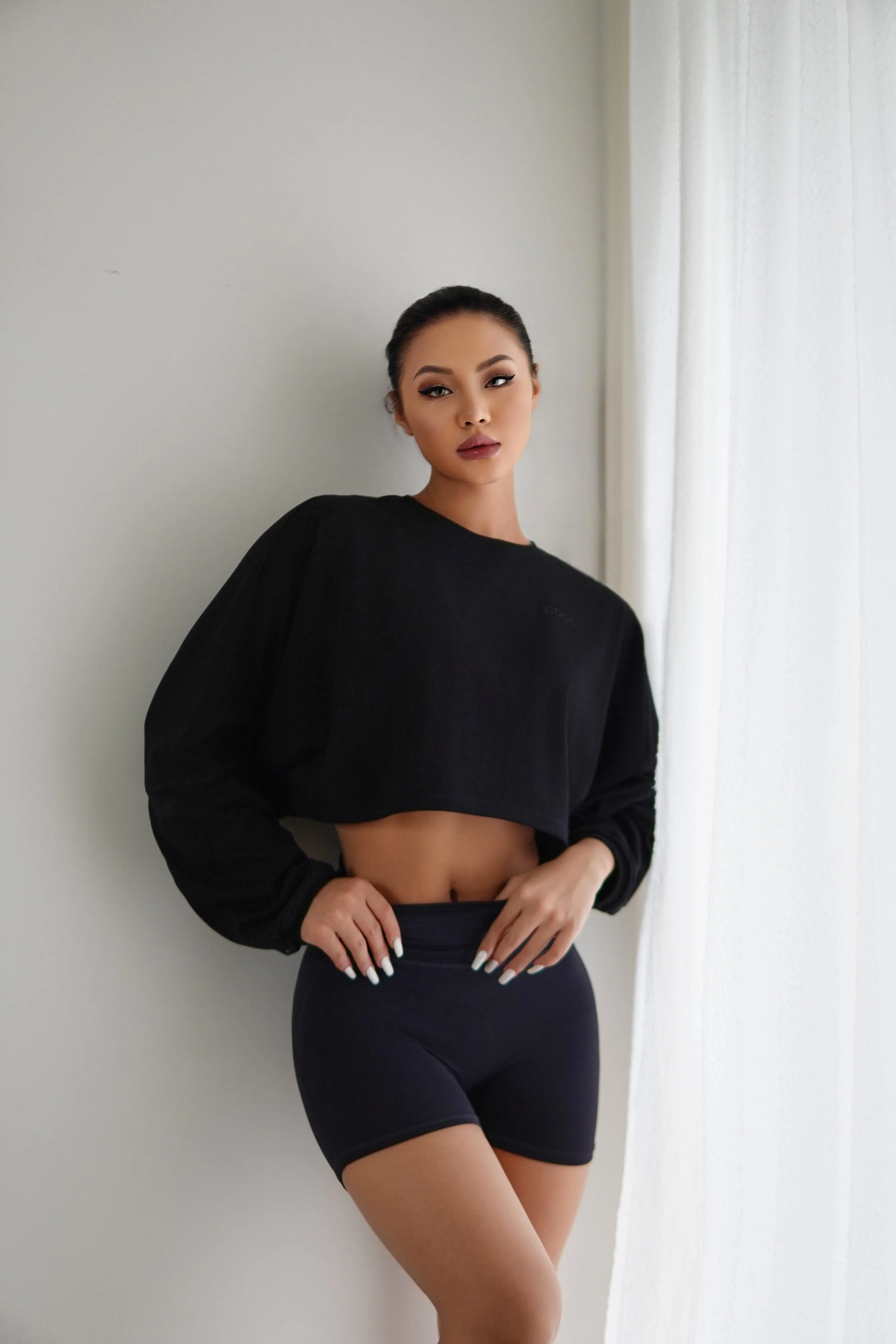 Slouchy Long Sleeve Crop Tops