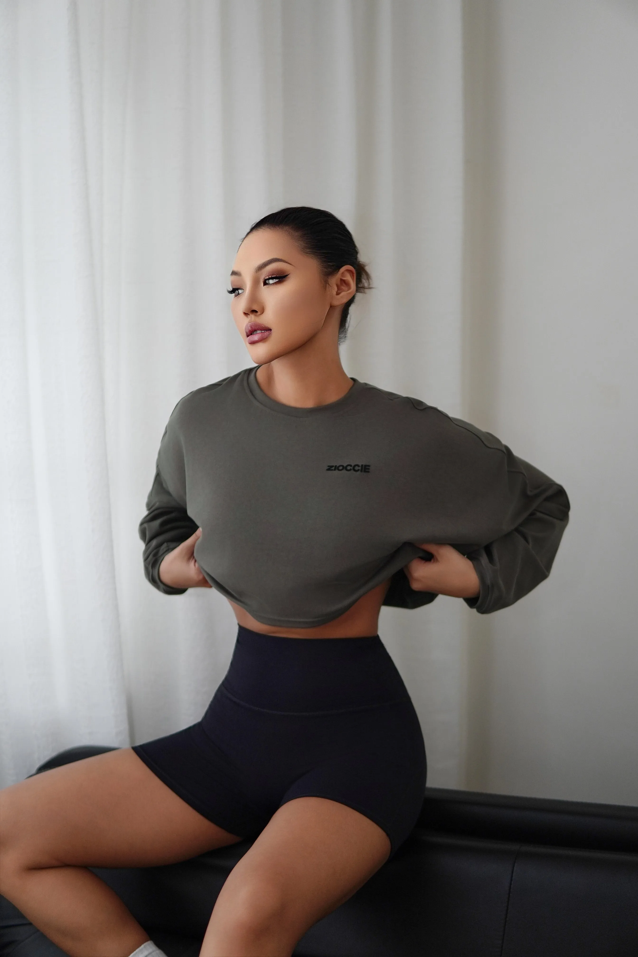 Slouchy Long Sleeve Crop Tops